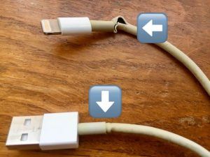Cable del cargador de iphone deteriorado